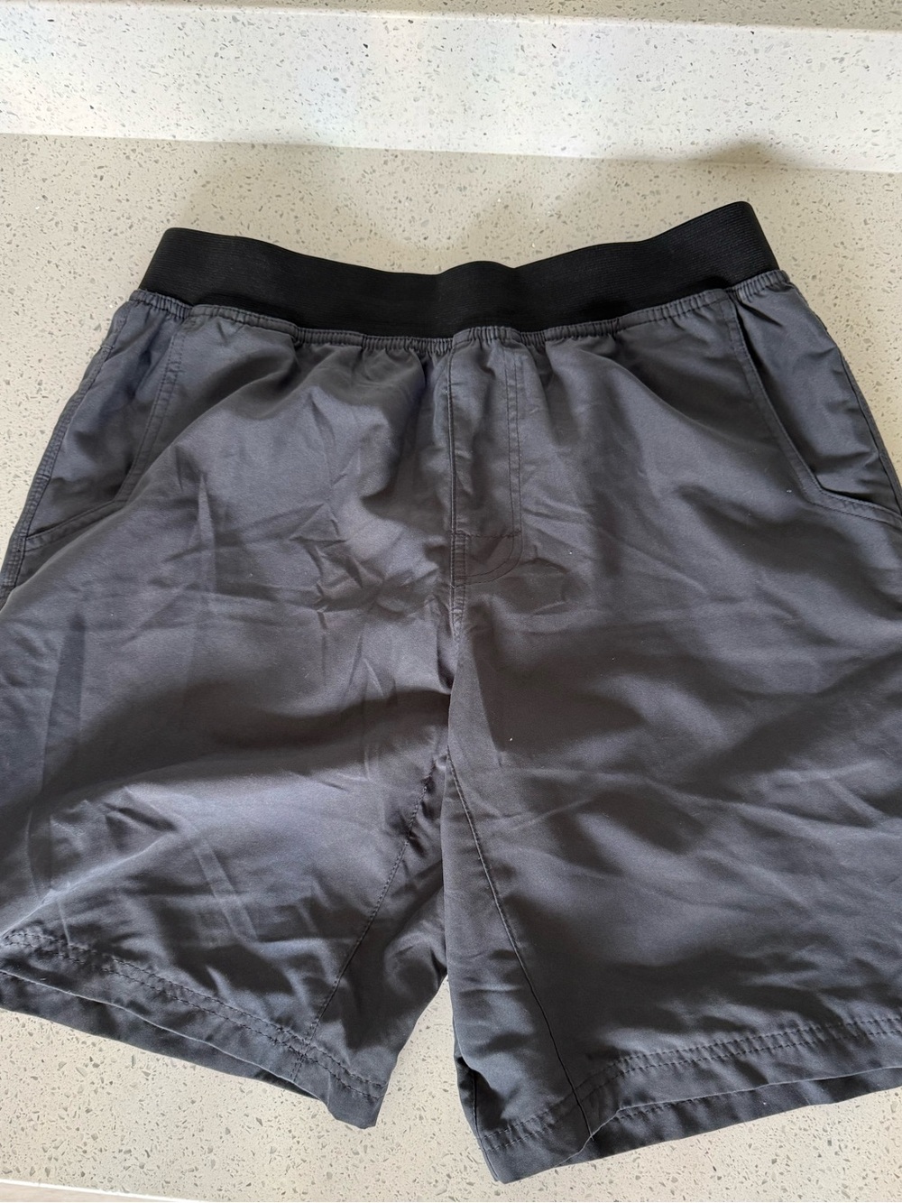 Prana men’s medium short